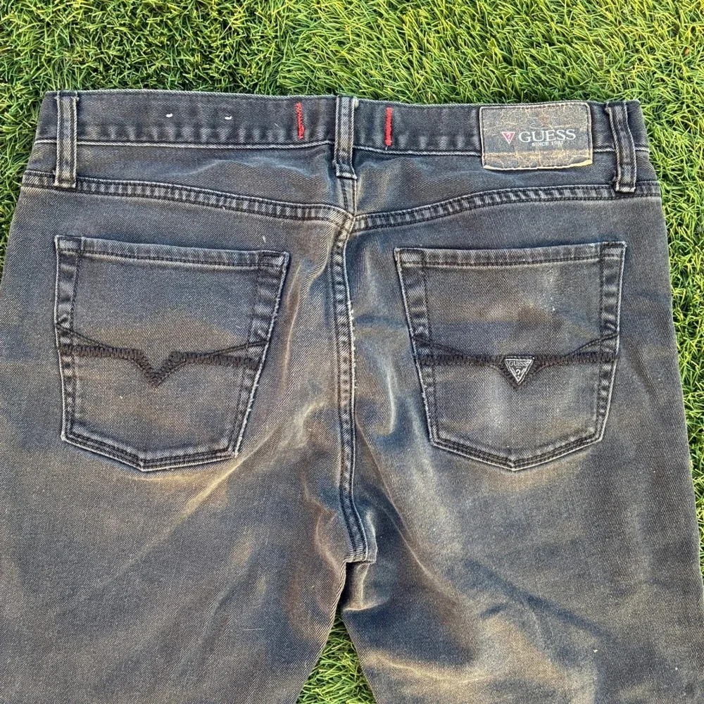Guess Slim Straight Jeans Men's 31x29 Faded Black Denim Pants Y2K 90s Classic
